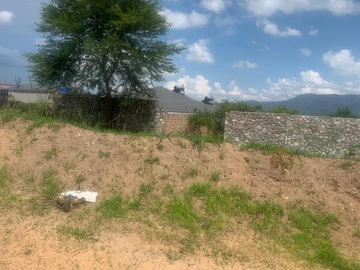 Commercial & Industrial Land