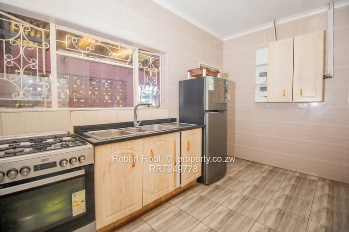 Exceptional fully furnished BNB in Hillside