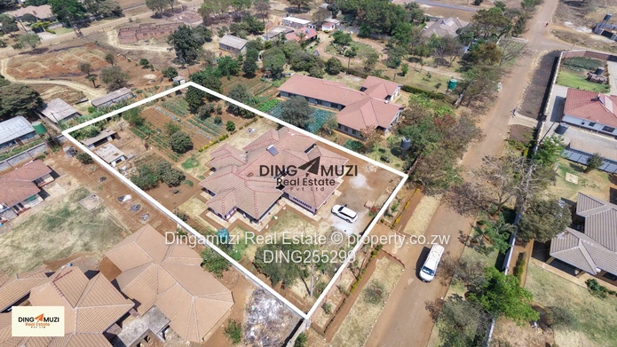 Family home in the low density of Norton 