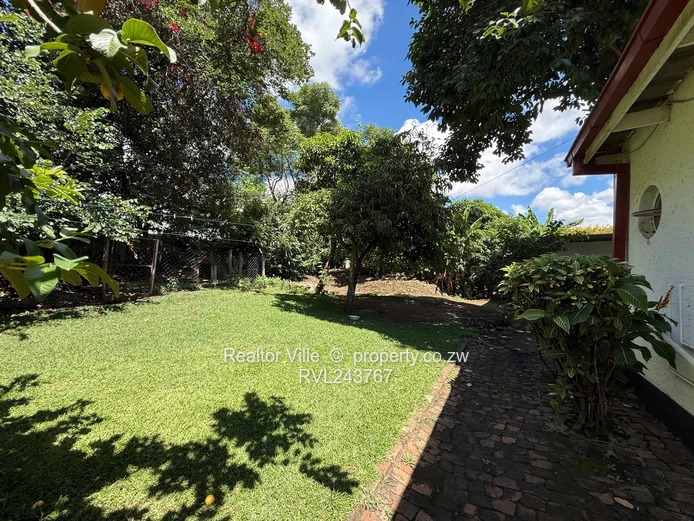 Residential Stand for Sale in Highlands