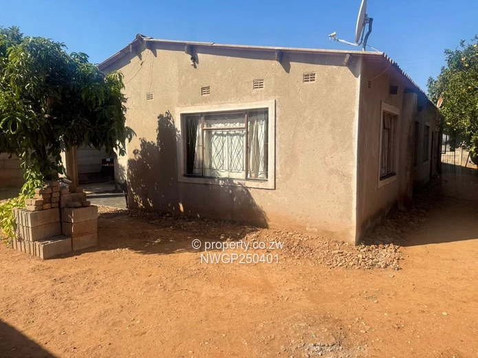 ?? For Sale | 4-Bedroom Family Home In Nketa 8 | $45,000