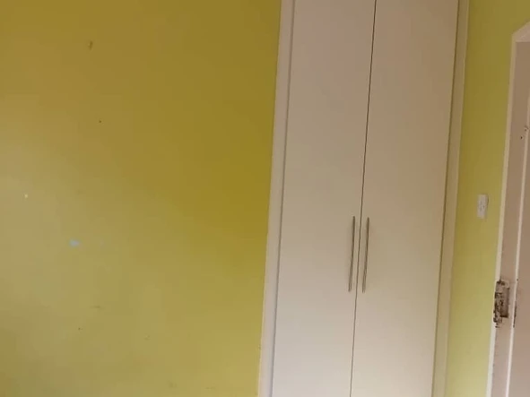 3 Bedroom Flat & Apartment