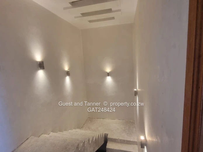 SPACIOUS FAMILY HOME ON 2284sqm FOR SALE IN RIVERSIDE, RUWA 