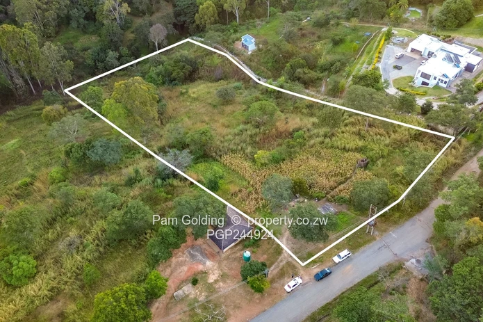 A Rare Hillside Sanctuary In Helensvale – 1.3 HA (Sole Mandate)