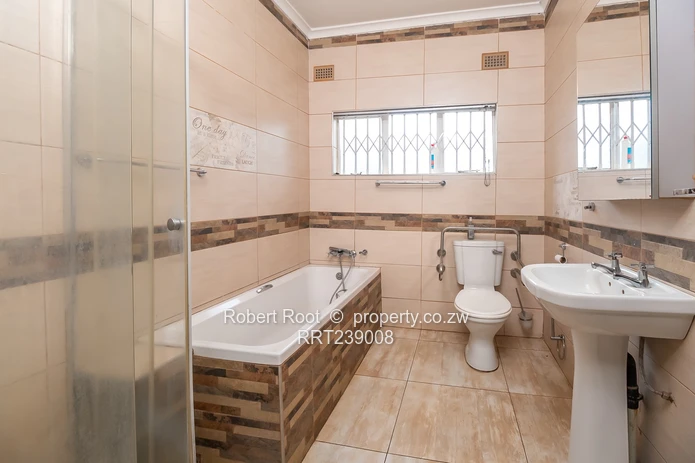 Stunning 2 bed furnished apartment!