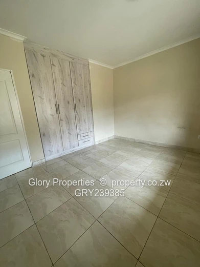 Beautiful & Modern 2-Bedroom Home to Let – Bluffhill