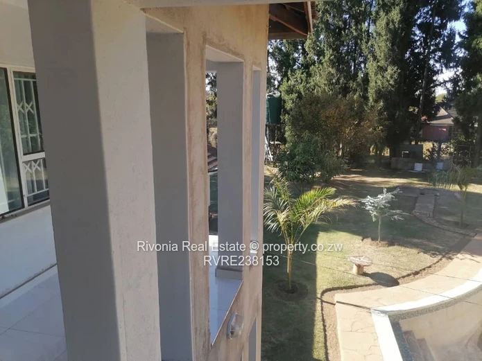 Old Marlborough 5beds house 4269sqm . Potential for redevelopment deeds