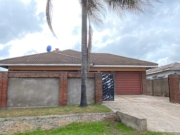 4 Bedroom Townhouse Complex