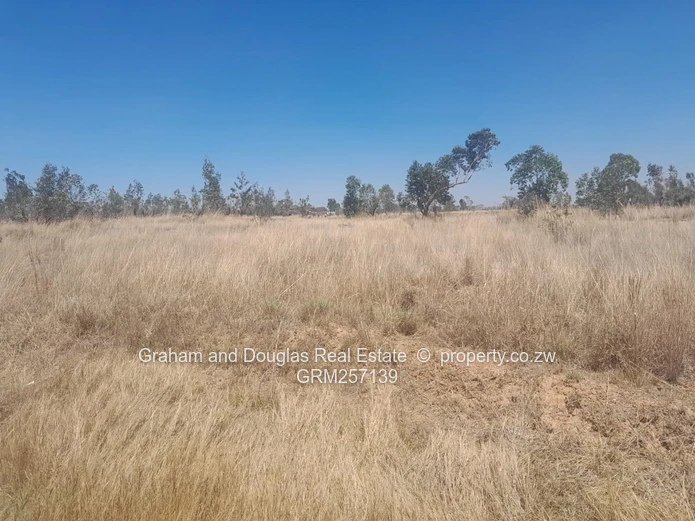 School site for sale in Norton