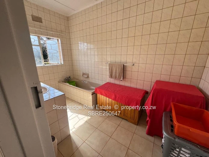 4 Bedroomed house in Parklands for sale