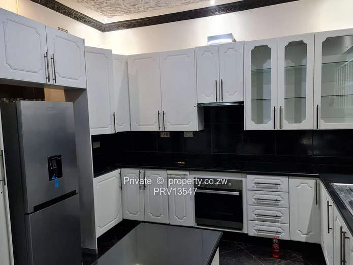 Neat Compact 3 Bedroomed House Avondale