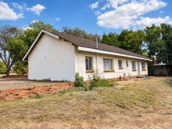 Family Home For Sale 