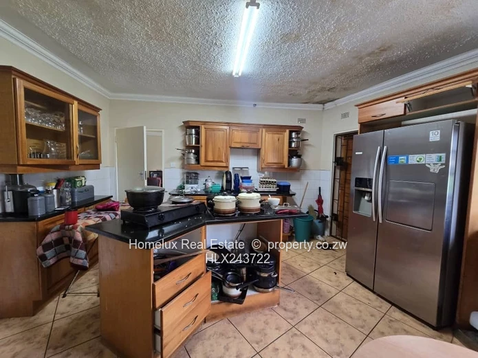 4 bedroom home set in Knowe, Norton