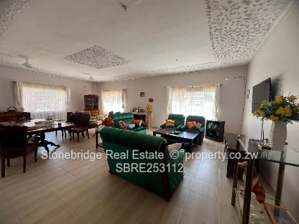 4 Bedroom House in Burnside For Sale