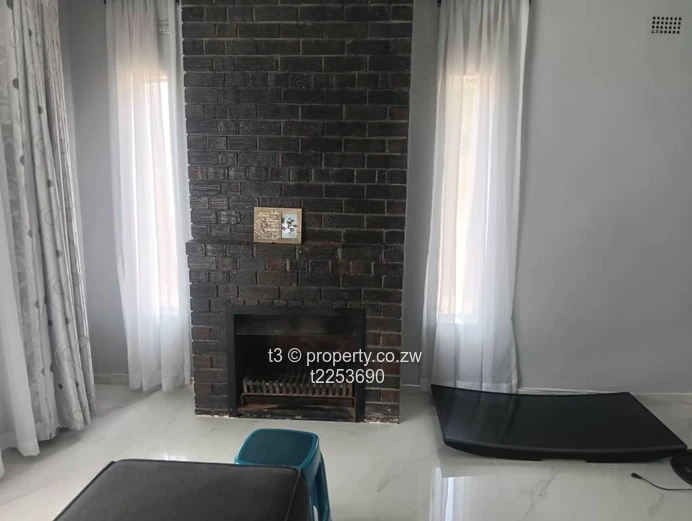 Spacious 3-bed Hillside Home — Borehole, Solar & Fireplace