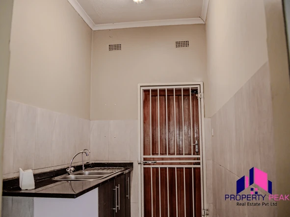 3 Bedroom Garden Flat