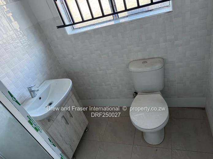 Mabvazuva 2 beds apartment available for rent $350.
