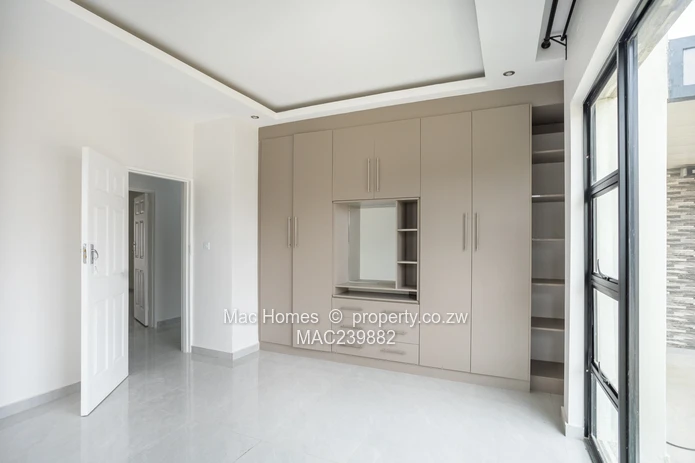 Laxurious Living: Borrowdale West