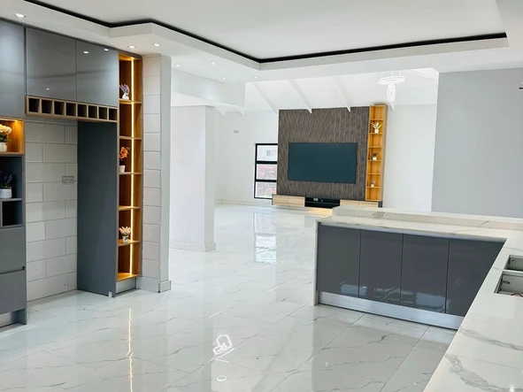 4 Bedroom House