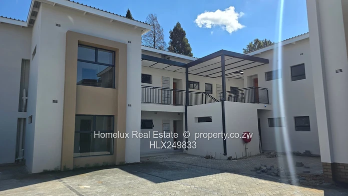 Brand-New 3-Bed First-Floor Corner Unit  (Sole Mandate)