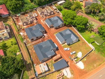 6 Unit Townhouse Complex