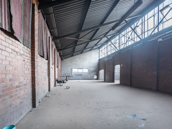 Warehouse & Factory