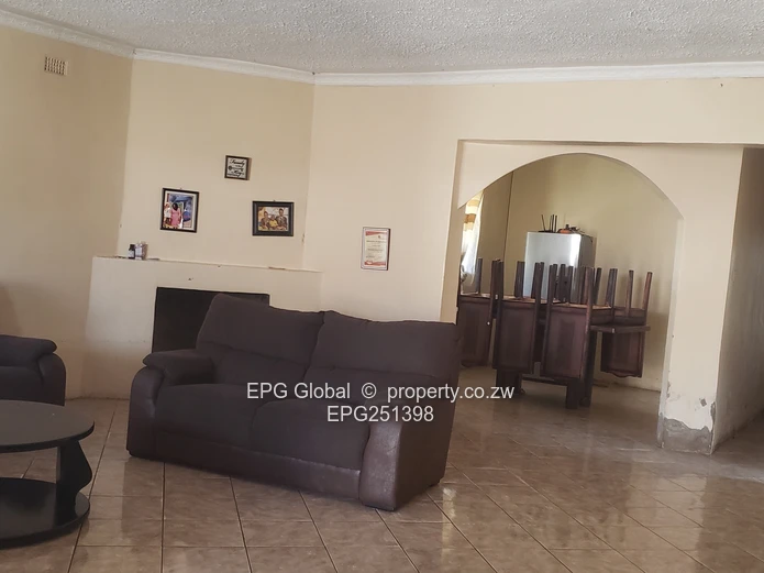 Solid Family house for sale 