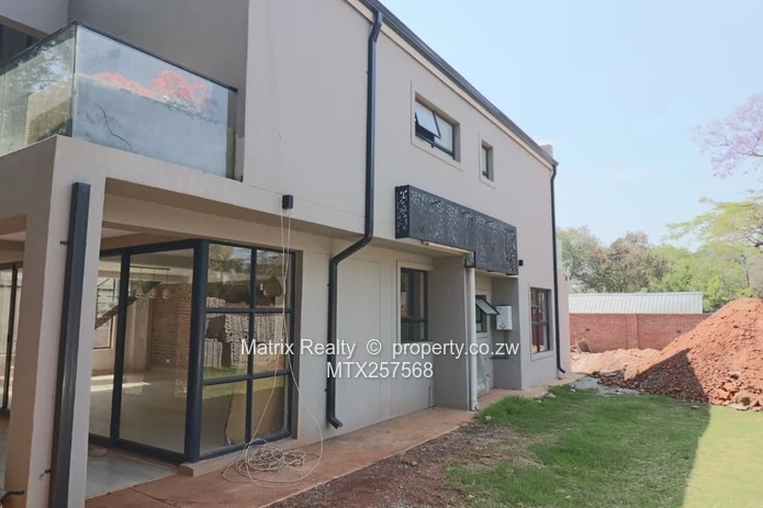 4 Bedroom Townhouses for Sale in Mt Pleasant