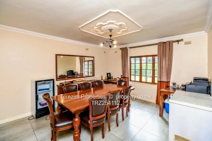 Spacious 4-Bedroom Home For Sale In Knowe Phase 2, Norton