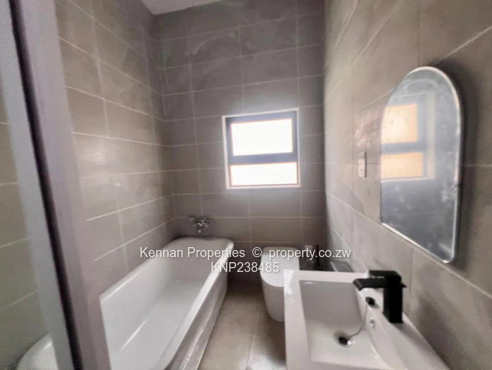 3 Bedroomed Unit Available to Rent!