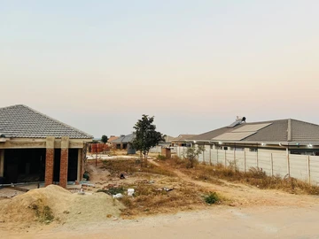 Stands & Residential Land