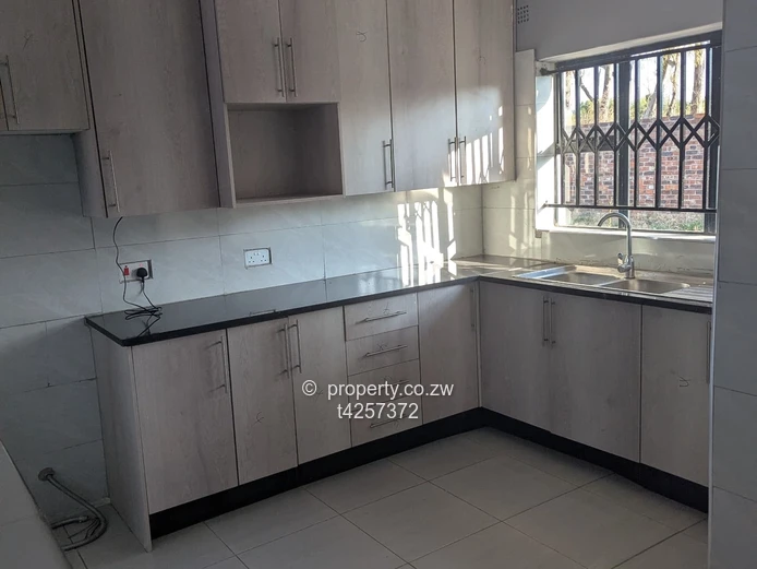 Malborough 3 bedroom apartment for sale 