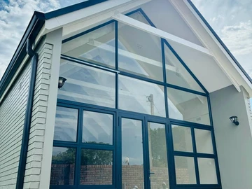 3 Bedroom Garden Flat