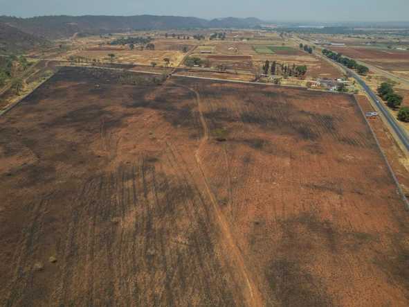 Commercial & Industrial Land