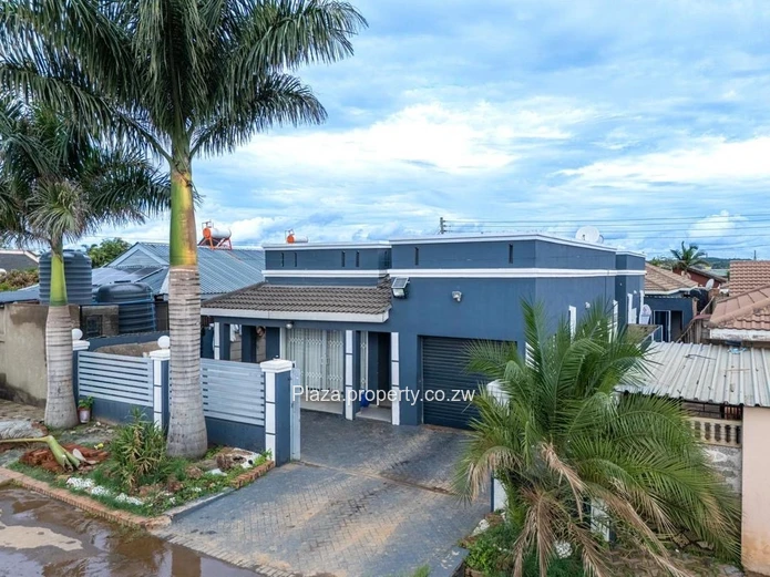 Modern Family Home!!!