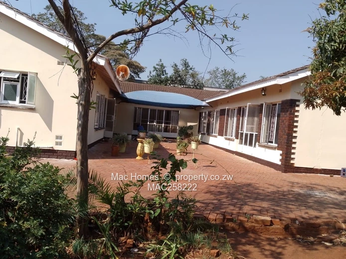 Old Marlborough Gem For sale along Harare Drive 