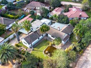 Beautifully Positioned Home In Famona