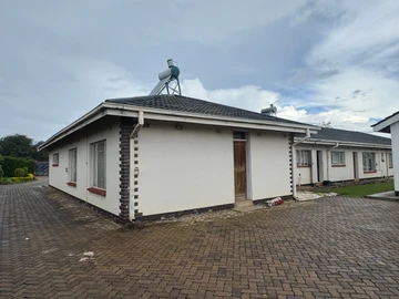 7 Bedroom House