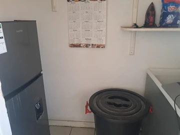 3 Bedroom Flat & Apartment