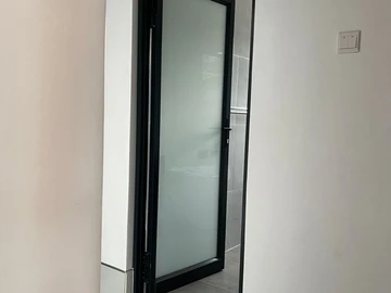 3 Bedroom Flat & Apartment
