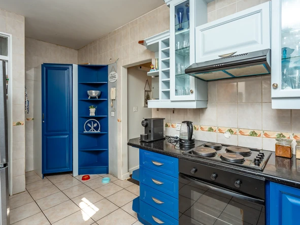 4 Bedroom Garden Flat