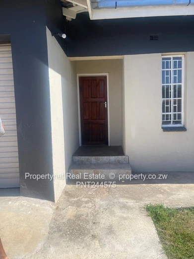 Solid neat family home!!!