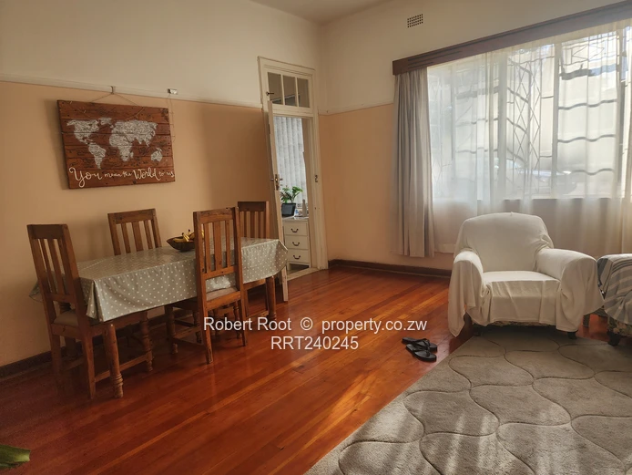 Charming 2 Bed Flat in Avondale