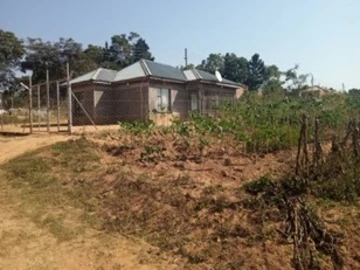 Charming 2-Bedroom cottage on Spacious 800 m² in Usanga Chipinge!