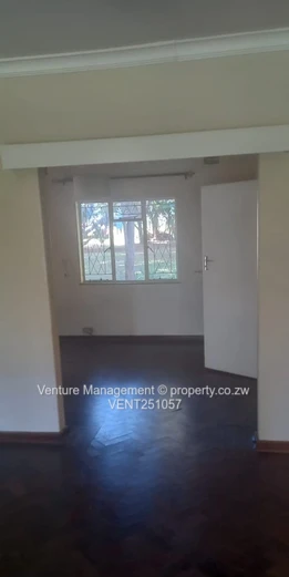 House to Let – Alex Park