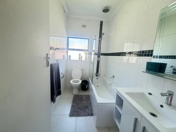 3 Unit Townhouse Complex