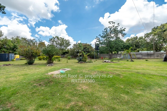 4 Bedroom House for Sale in Greendale