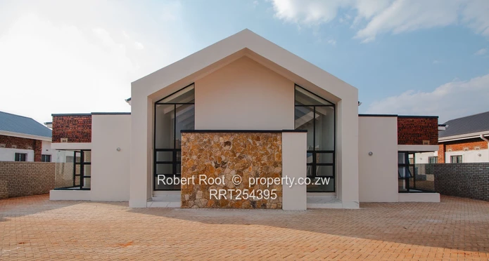Modern townhouse living and investment opportunity  (Sole Mandate)