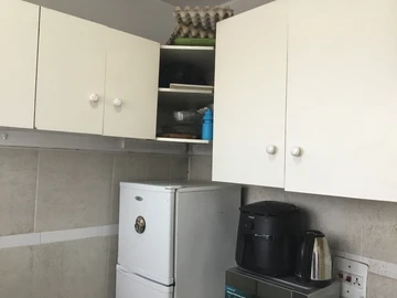 2 Bedroom Flat & Apartment