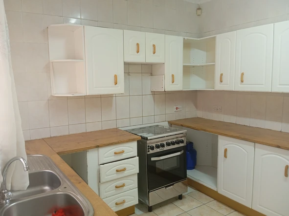 3 Bedroom Garden Flat